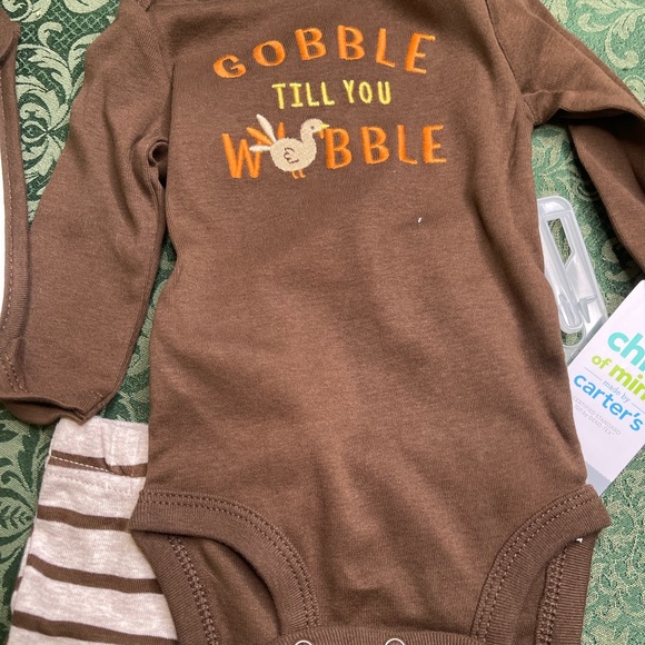NWT NB Gobble til you Wobble boy girl turkey FIRST thanksgiving outfit carters - Picture 4 of 8